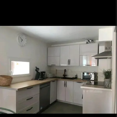 Duplex Refait A Neuf Dans Vieille Batisse Prades (Pyrenees-Orientales)