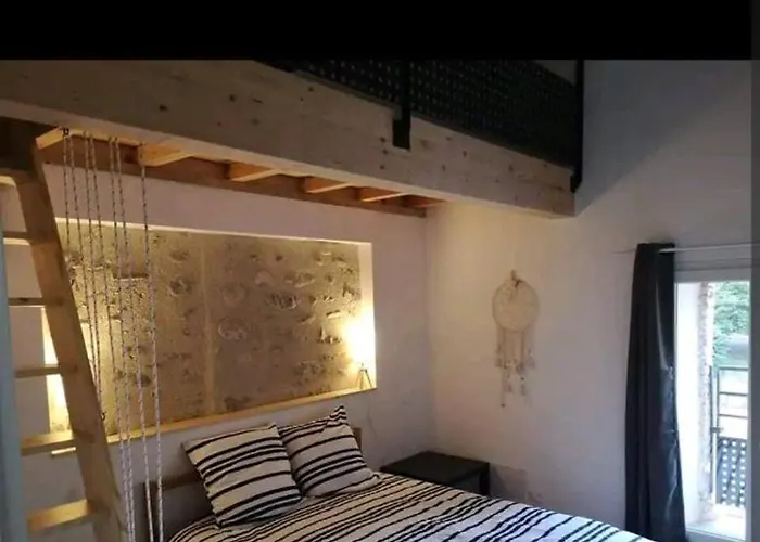 Duplex Refait à Neuf Dans Vieille Bâtisse Casa vacanze Prades (Pyrenees-Orientales)